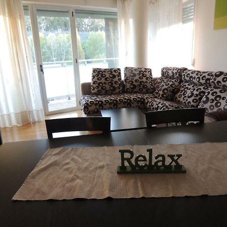 Skylinepamplona Appartement Buitenkant foto