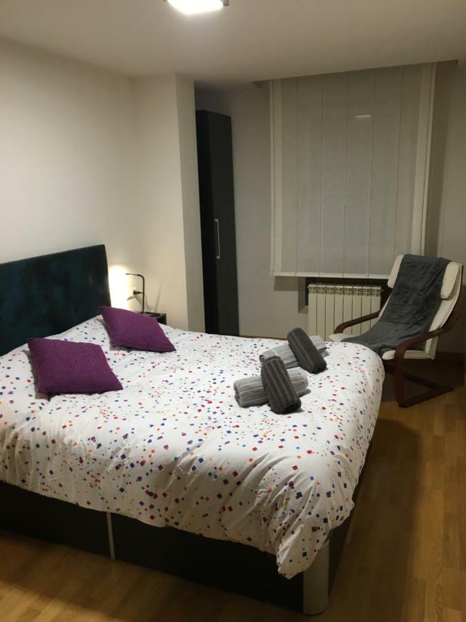 Skylinepamplona Appartement Buitenkant foto