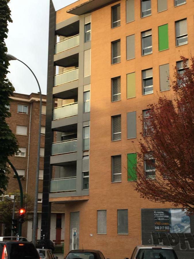 Skylinepamplona Appartement Buitenkant foto