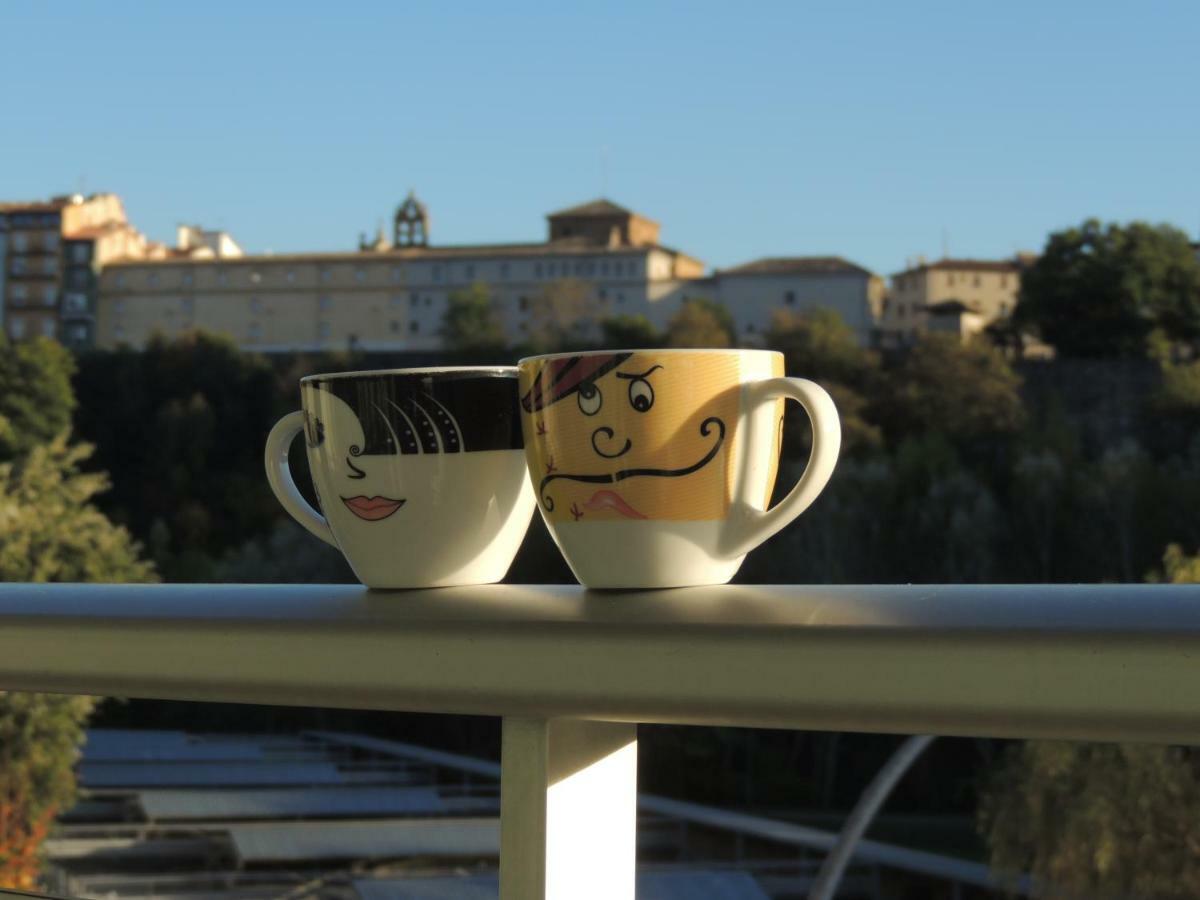 Skylinepamplona Appartement Buitenkant foto